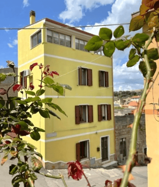 Scano di Montiferro property