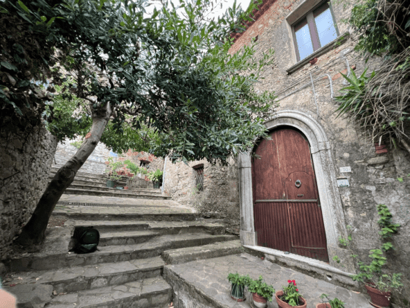 Guarrazzano property