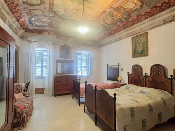 Acquaviva Picena property