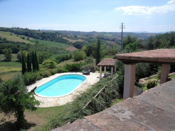 Frontignano property