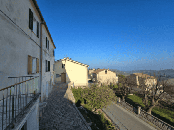 Lapedona property