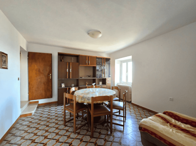 Lapedona property