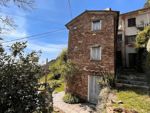 Pietrasanta property